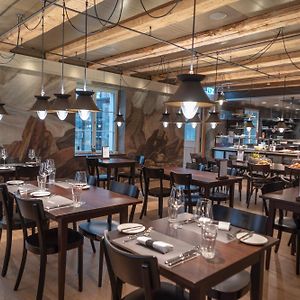 Caspar Swiss Quality Hotel